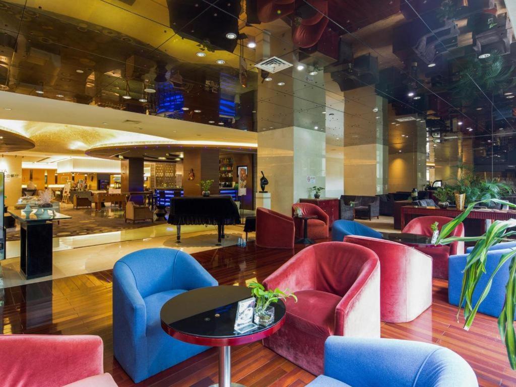 上海南桥绿地铂骊酒店 外观 照片